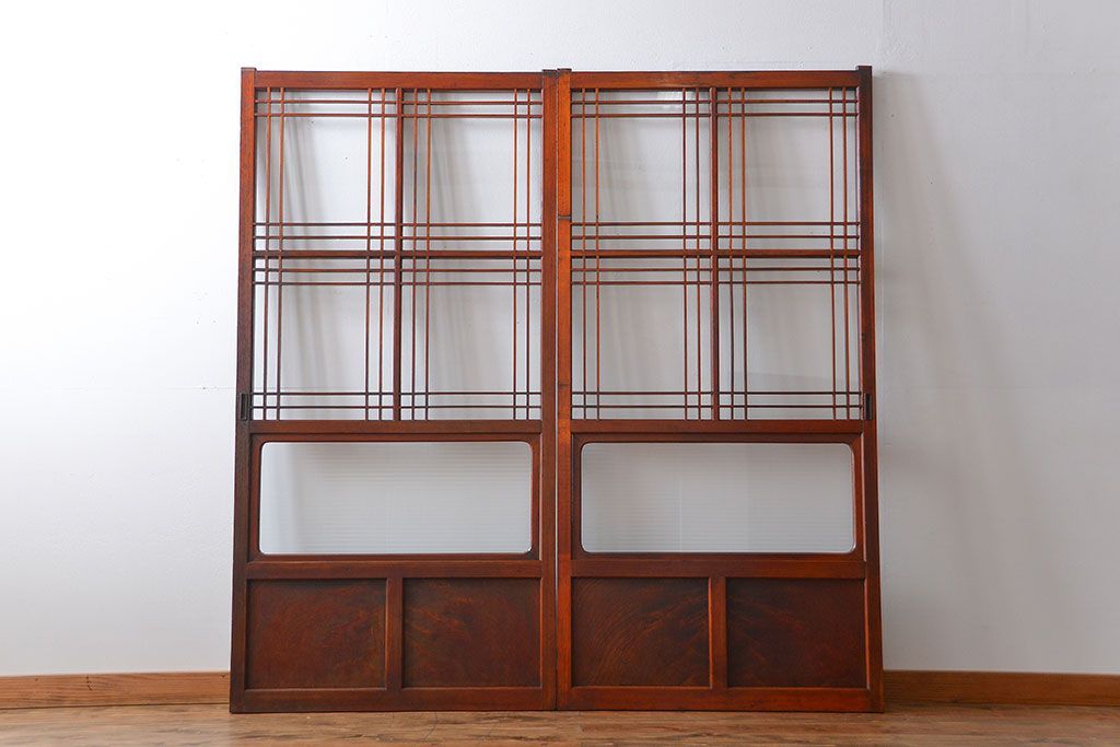 アンティーク お洒落なデザインのガラス格子戸