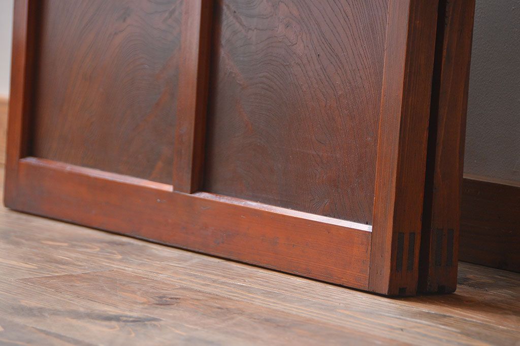 アンティーク お洒落なデザインのガラス格子戸