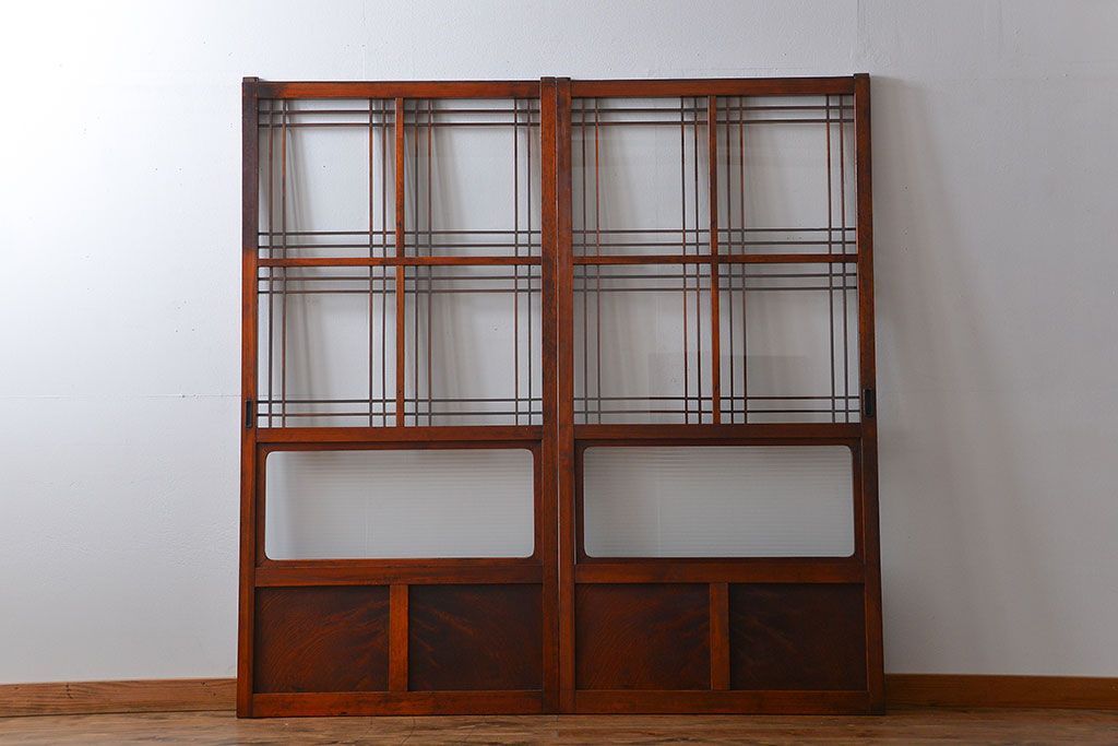 アンティーク お洒落なデザインのガラス格子戸