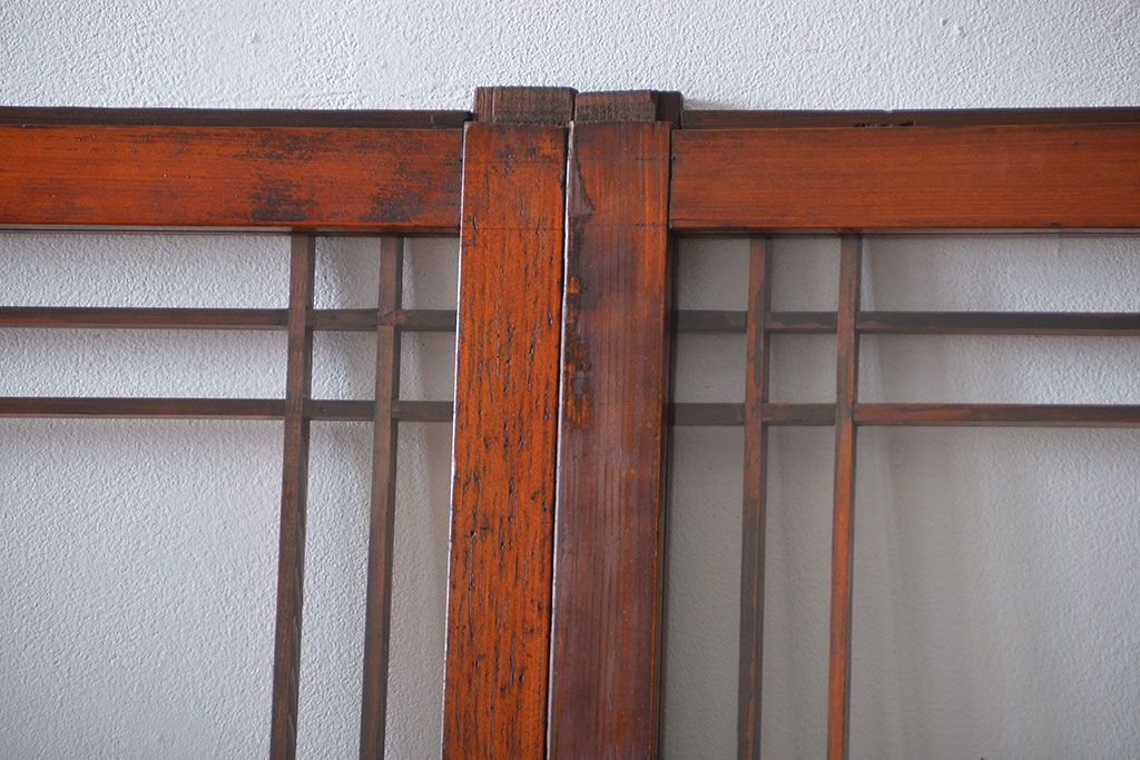 アンティーク お洒落なデザインのガラス格子戸