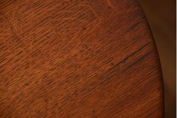 アンティーク家具　イギリスアンティーク オーク材　小さな丸テーブル