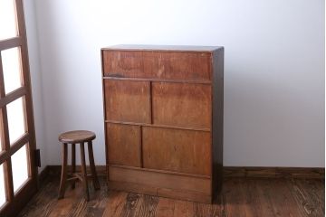 レトロ家具　昭和レトロ 優しい色合いの茶箪笥