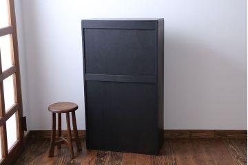 レトロ家具　昭和レトロ　色ガラス入り本箱