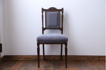 アンティーク家具　特上!イギリスアンティーク　オーク材　彫刻が美麗なチェア