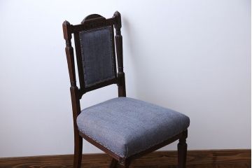 アンティーク家具　特上!イギリスアンティーク　オーク材　彫刻が美麗なチェア