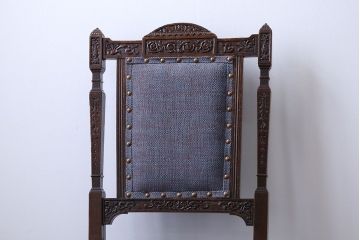 アンティーク家具　特上!イギリスアンティーク　オーク材　彫刻が美麗なチェア