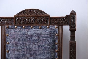 アンティーク家具　特上!イギリスアンティーク　オーク材　彫刻が美麗なチェア