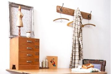 レトロ家具　昭和レトロ ネームプレート!小さな小引き出し