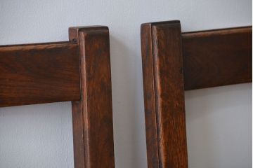 アンティーク家具　イギリスアンティーク オーク材　シックなダイニングチェア2脚セット(1)