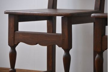 アンティーク家具　イギリスアンティーク オーク材　シックなダイニングチェア2脚セット(2)