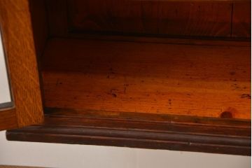 アンティーク家具　イギリスアンティーク 壁掛けカップボード