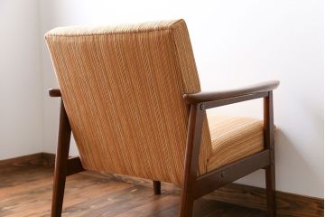 ヴィンテージ家具　1970年代　ビンテージカリモクアームソファ