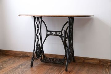 アンティーク家具　イギリスアンティーク オーク材!シンガーミシン脚テーブル(1)