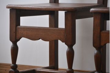 アンティーク家具　イギリスアンティーク オーク材　シックなダイニングチェア(3)