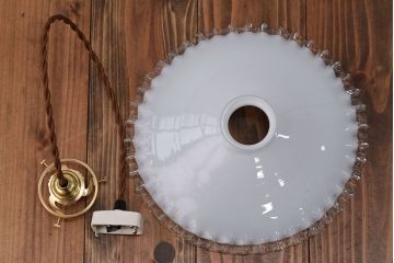 イギリスアンティーク　フリルシェード照明(1)