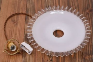 イギリスアンティーク　フリルシェード照明(2)