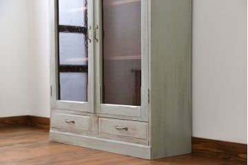 アンティーク家具　アンティーク 気泡ガラス入り!ペイントガラス戸本箱