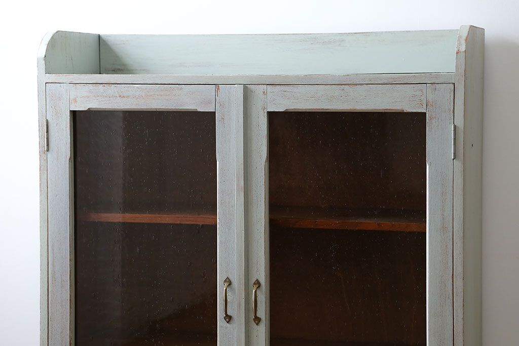 アンティーク家具　アンティーク 気泡ガラス入り!ペイントガラス戸本箱