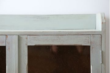 アンティーク家具　アンティーク 気泡ガラス入り!ペイントガラス戸本箱