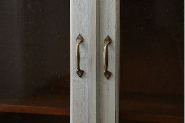 アンティーク家具　アンティーク 気泡ガラス入り!ペイントガラス戸本箱