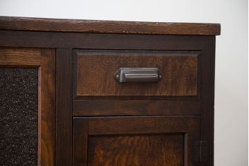 レトロ家具　昭和レトロ ダイヤガラス入りキッチンキャビネット