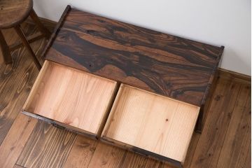 アンティーク家具　古民具・骨董 総黒柿材!独特な木目が美しい文机