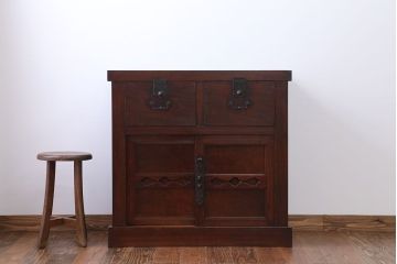 アンティーク家具　古民具・骨董 前面桜材と欅材の帳場箪笥(時代箪笥)(2)