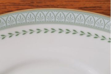 アンティーク　ロイヤルドルトン(BERKSHIRE)カップ&ソーサー 皿など24点(洋食器)