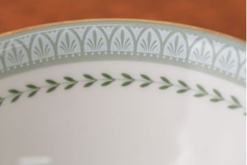 アンティーク　ロイヤルドルトン(BERKSHIRE)カップ&ソーサー 皿など24点(洋食器)