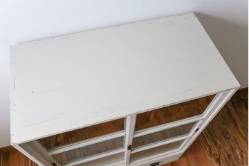 アンティーク家具　アンティークペイントガラス戸収納棚