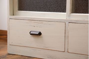 アンティーク家具　アンティークペイントガラス戸収納棚