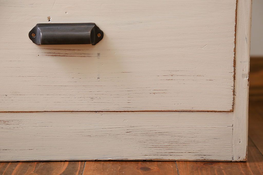 アンティーク家具　アンティークペイントガラス戸収納棚