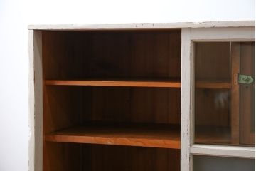 アンティーク家具　アンティークペイントガラス戸収納棚