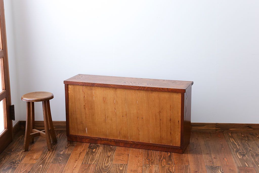 中古　木目の美しい民芸ガラスケース