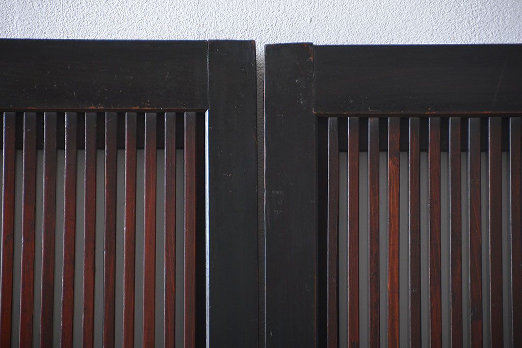 古民具・骨董 シックな裏ガラス入り格子戸2枚セット(1)