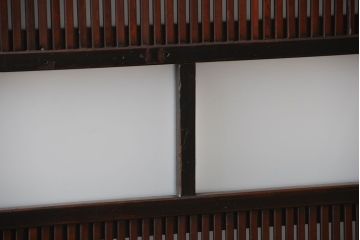 古民具・骨董 シックな裏ガラス入り格子戸2枚セット(1)