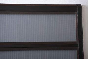 古民具・骨董 シックな裏ガラス入り格子戸2枚セット(1)