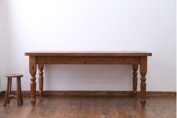 イギリスアンティーク　美品　ダイニングテーブル