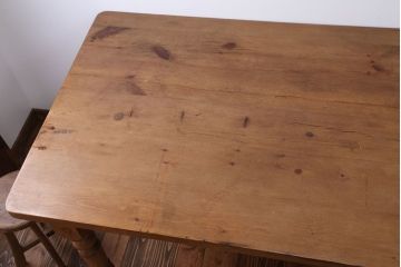 イギリスアンティーク　美品　ダイニングテーブル