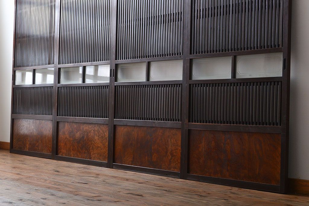 古民具・骨董 杉材!杢目が美しい裏ガラス付き格子戸4枚セット