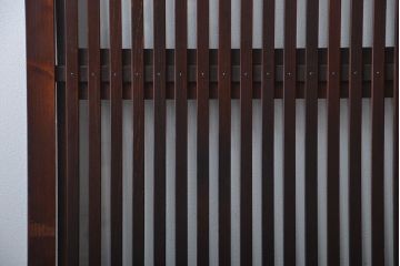 古民具・骨董 杉材!杢目が美しい裏ガラス付き格子戸4枚セット