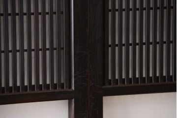 古民具・骨董 シックな裏障子付き格子戸4枚セット(1)