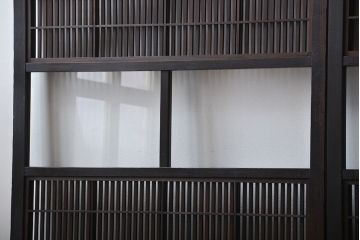 古民具・骨董 シックな裏障子付き格子戸4枚セット(1)