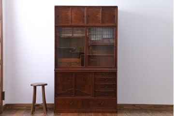 アンティーク家具　前面欅張り!大きな茶箪笥