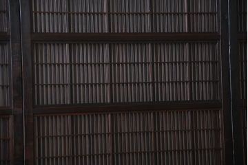 古民具・骨董 シックな裏障子付き格子戸4枚セット(2)
