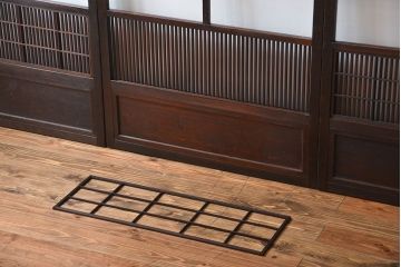 古民具・骨董 シックな裏障子付き格子戸4枚セット(2)