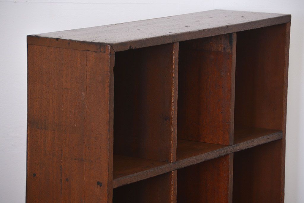 レトロ家具　昭和レトロ　小さなマス目棚(1)