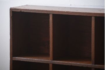 レトロ家具　昭和レトロ　小さなマス目棚(1)