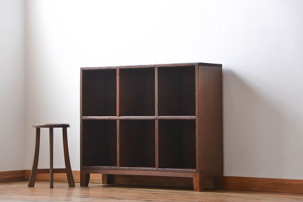 レトロ家具　昭和レトロ　小さなマス目棚(1)