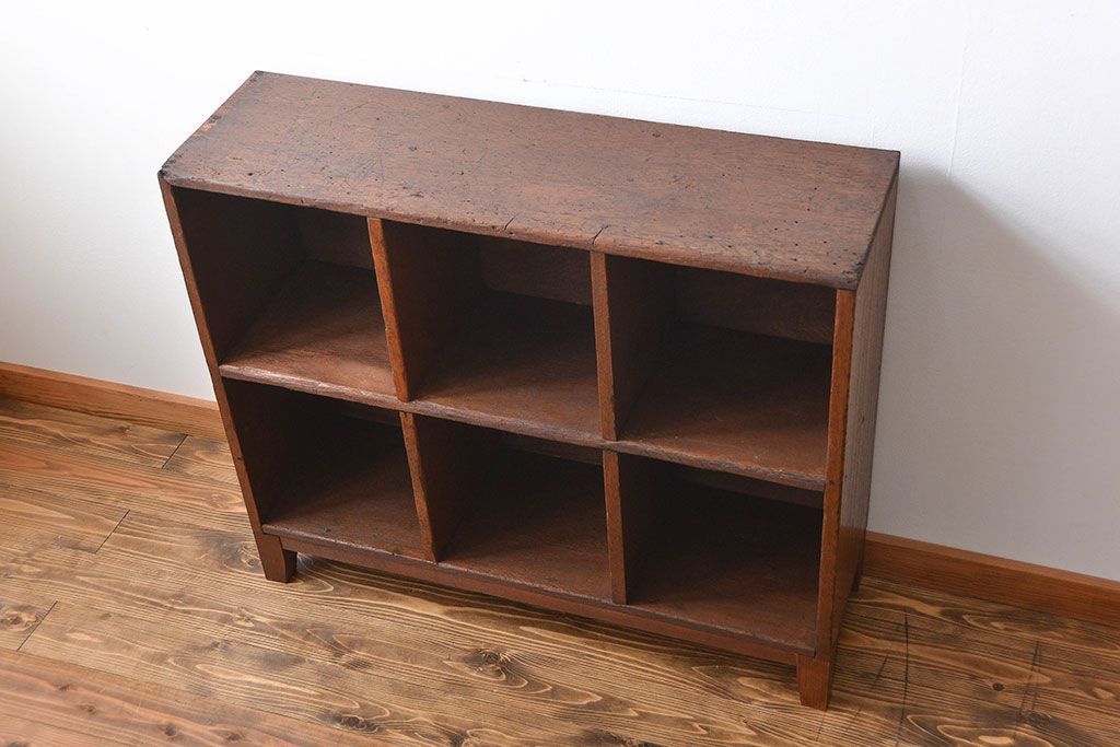 レトロ家具　昭和レトロ　小さなマス目棚(1)
